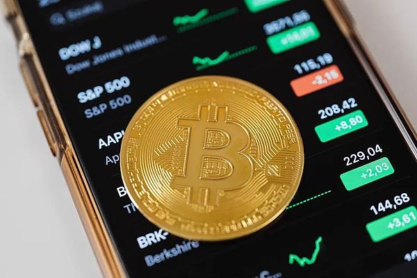 当加密企业玩起恒大式杠杆游戏，我们该警惕什么？