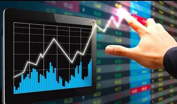 重磅！Celestia模块化区块链终于迎来$TIA代币新时代