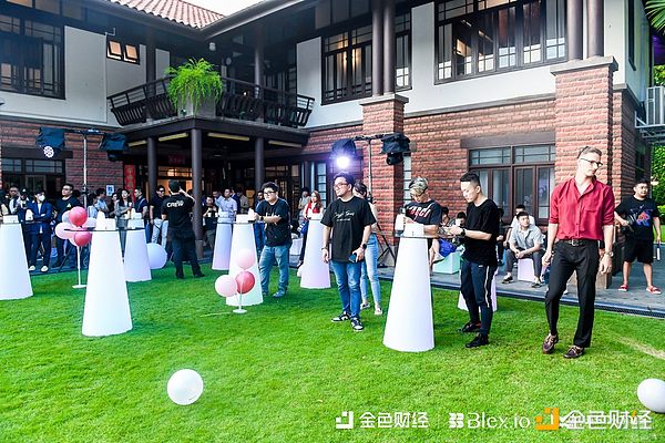 玩具反斗城惊艳转型：Z世代的新乐园